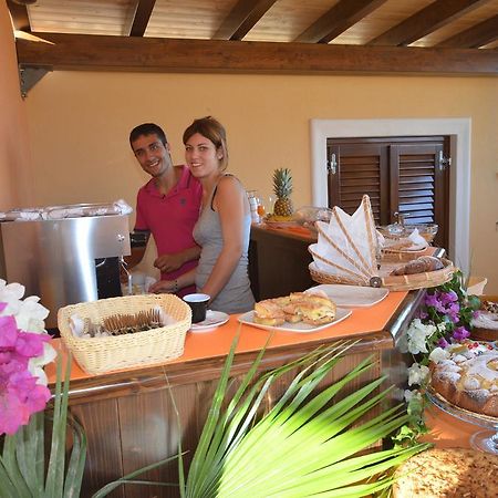 Baia Santa Margherita B&B カステッルッツォ エクステリア 写真