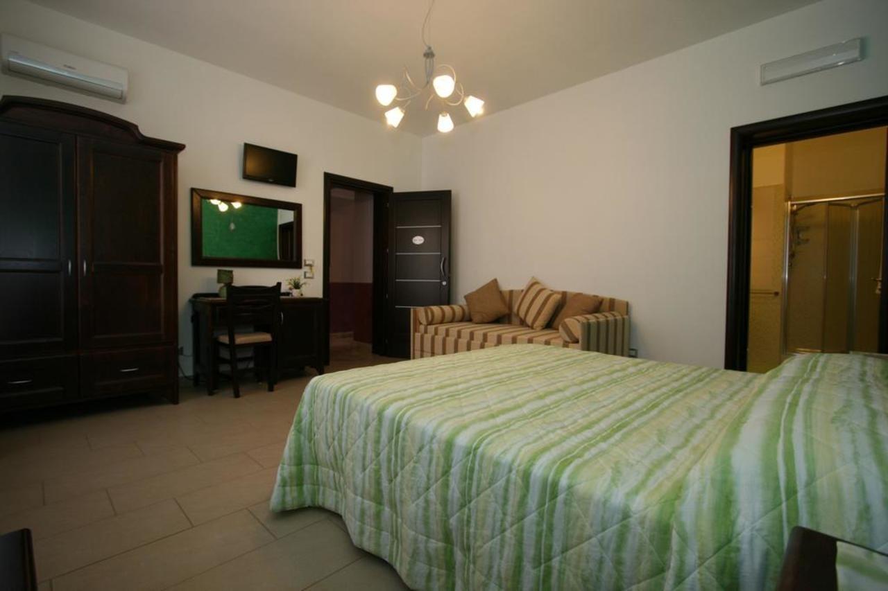 Baia Santa Margherita B&B カステッルッツォ エクステリア 写真